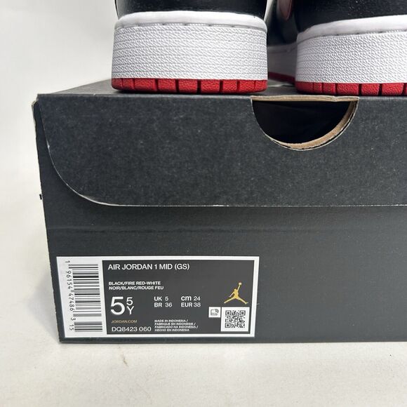 Nike Shoes Air Jordan 1 Mid Retro GS “Alternate Bred” 2024 - Picture 5 of 6